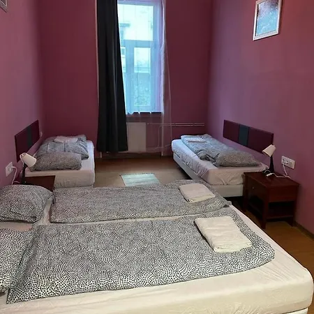 Klauzal19 شقة فندقية بودابست